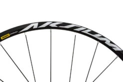 Mavic Aksium Disc 6-Bolt Shimano Wheelset -Vélo Pièces Magasin Mavic Aksium Disc Shimano Laufradsatz LP8691100 e